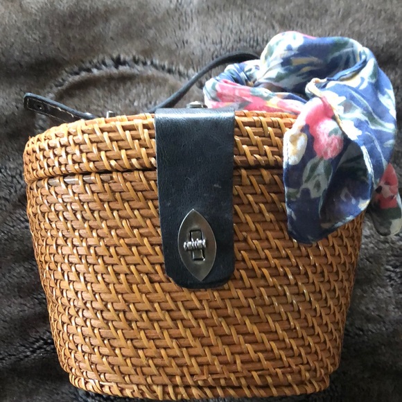 Patricia Nash basket purse - Picture 1 of 8